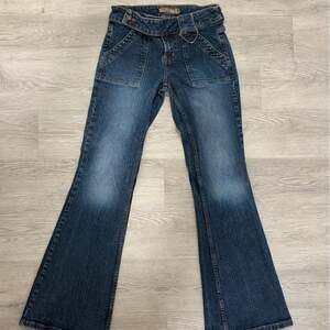 Y2K LEI Low rise flare jeans